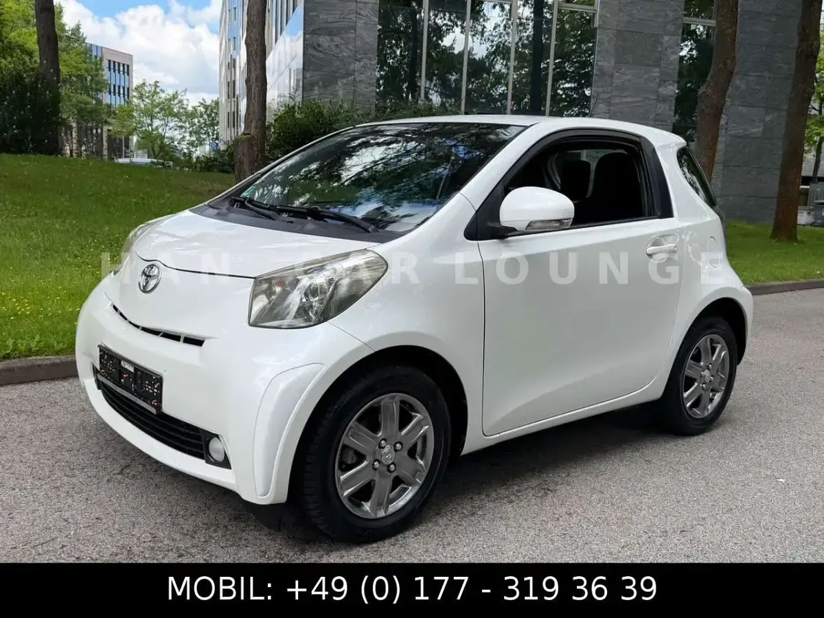 Gebraucht Toyota iQ 68 PS (50 kW) 2009 Weiß Kleinwagen