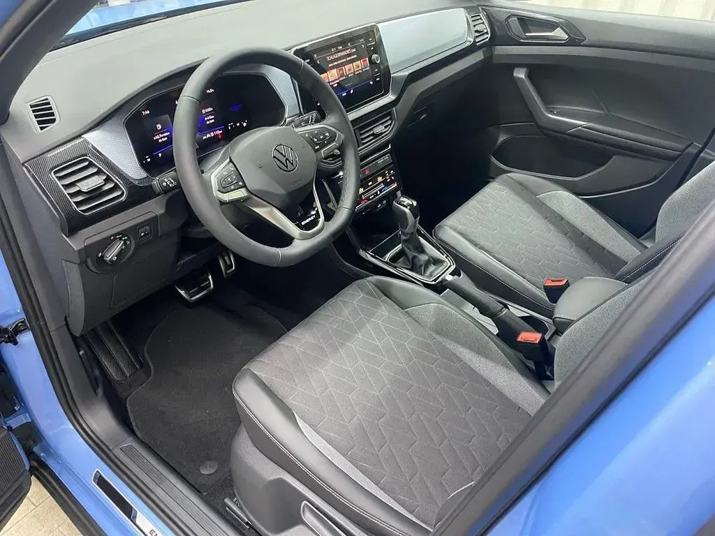 Neu VW T-Cross 116 PS (85 kW) 2026 Clear blue metallic SUV