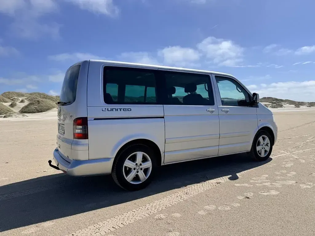 Gebraucht VW Multivan United 131 PS (96 kW) 2008 Silber Van / Kleinbus