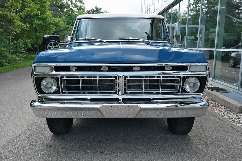 Gebraucht Ford F250 201 PS (147 kW) 1973 Blau Pickup