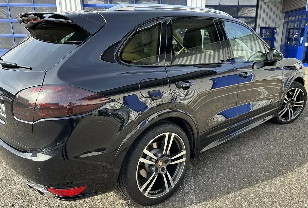Gebraucht Porsche Cayenne 385 PS (283 kW) 2014 Schwarz SUV