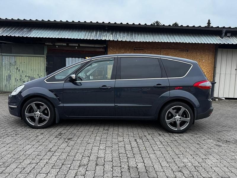 Gebraucht Ford S-MAX S 163 PS (119 kW) 2014 Van / Kleinbus