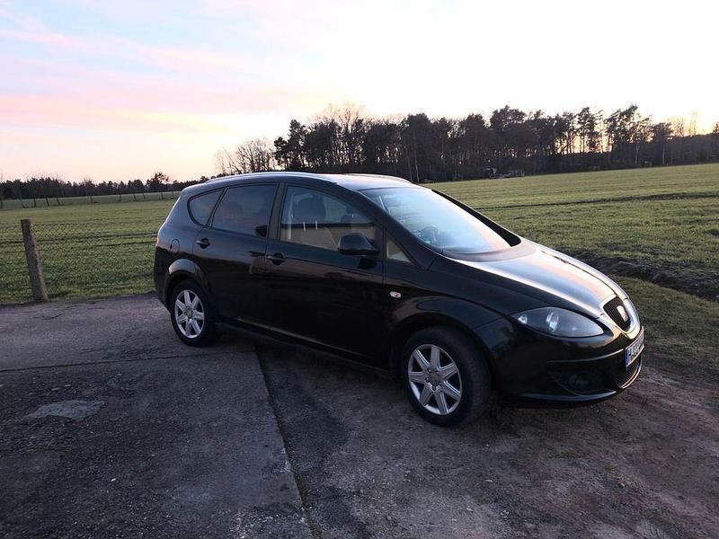 Gebraucht Seat Altea Stylance 102 PS (75 kW) 2008 Schwarz Van / Kleinbus