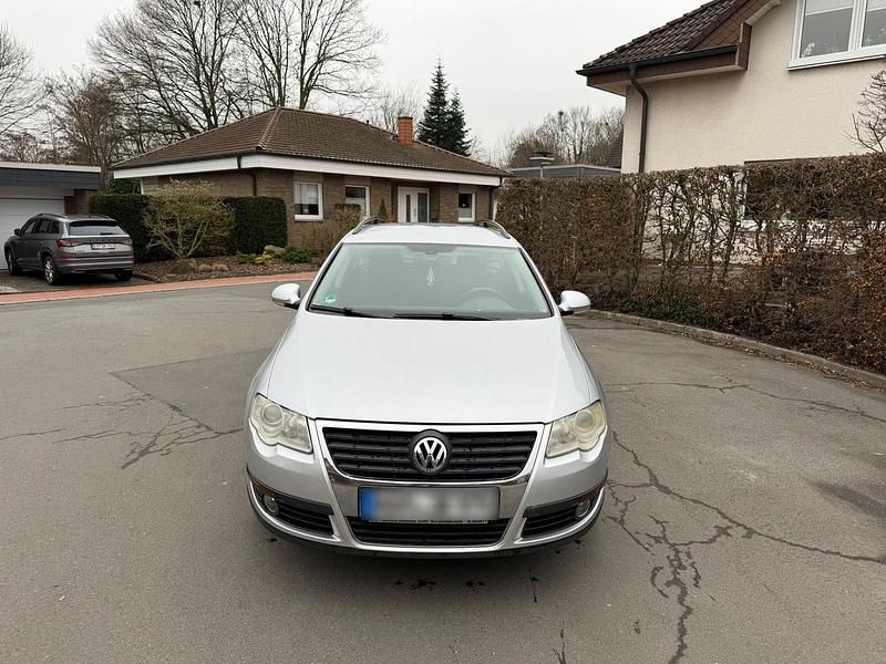 Gebraucht VW Passat 115 PS (84 kW) 2007 Orange Kombi