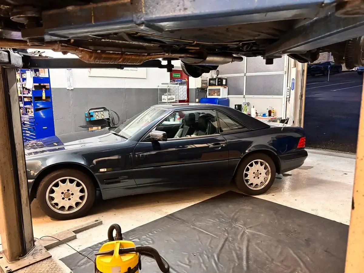 Gebraucht Mercedes SL280 196 PS (144 kW) 1997 Schwarz Cabrio