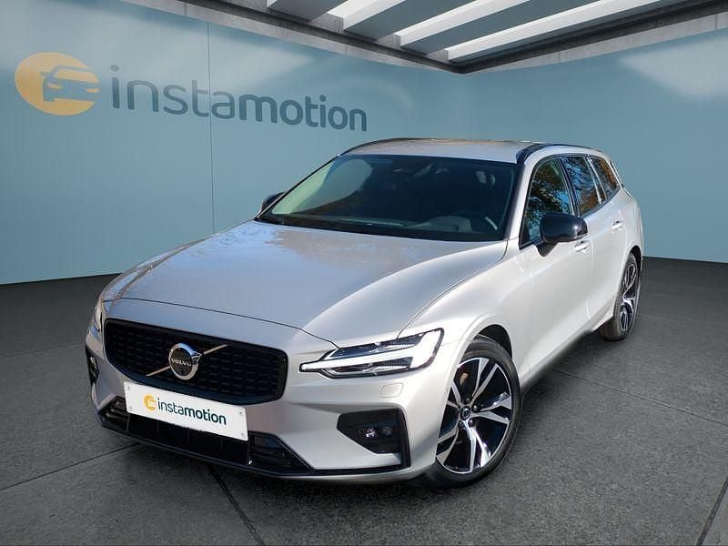 Silber Gebraucht 2025 Volvo V60 Kombi | 39.749 € (Fairer Preis) - Bild 1/4