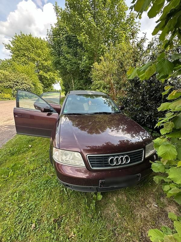Andere farben Gebraucht 1999 Audi A6 Limousine | 900 € (Superpreis) - Bild 1/4