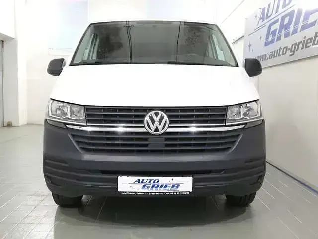 Gebraucht VW T6.1 110 PS (80 kW) 2023 Weiss Van