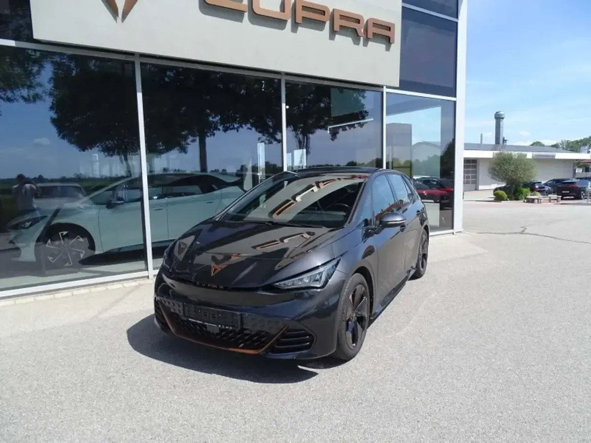 Gebraucht Cupra Born 69 kW (95 PS) 2022 Quasar grey (metallic) Kleinwagen