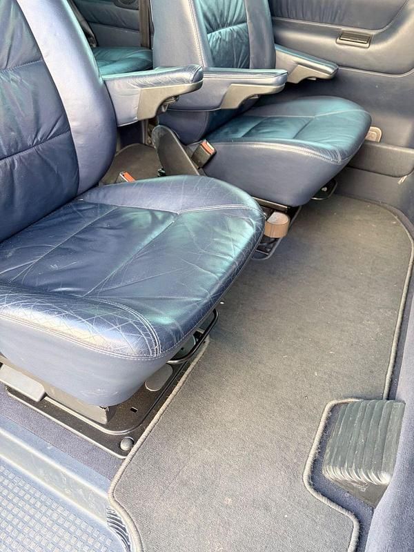 Second-hand VW T4 151 CP (111 kW) 2000 Argintiu Van