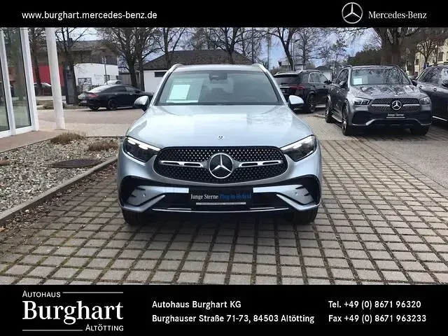 Gebraucht Mercedes GLC400d AMG Line Premium 381 PS (280 kW) 2024 Lack hightechsilber SUV