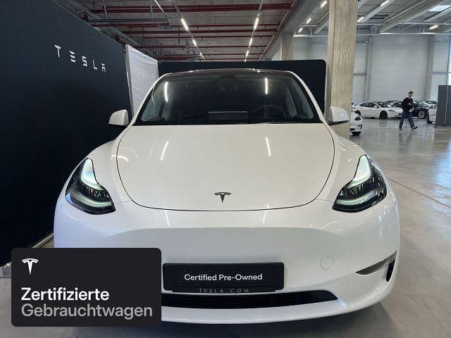 Gebraucht Tesla Model Y Long Range AWD 258 kW (351 PS) 2023 Pearl white multicoat SUV