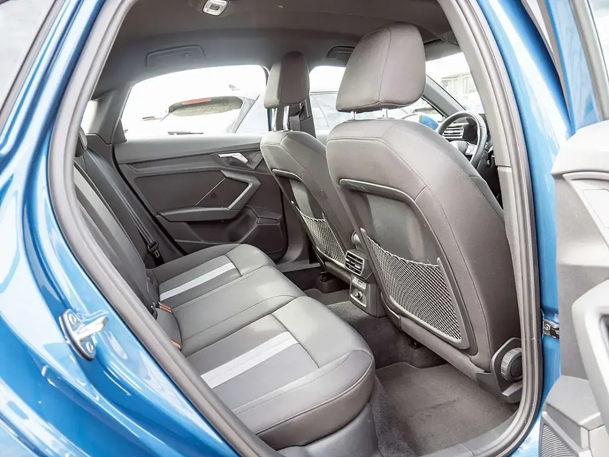 Usata Audi A3 Advanced 150 CV (110 kW) 2022 Blu Berlina