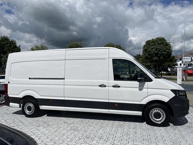 Gebraucht VW Crafter 177 PS (130 kW) 2024 Candyweiß Van