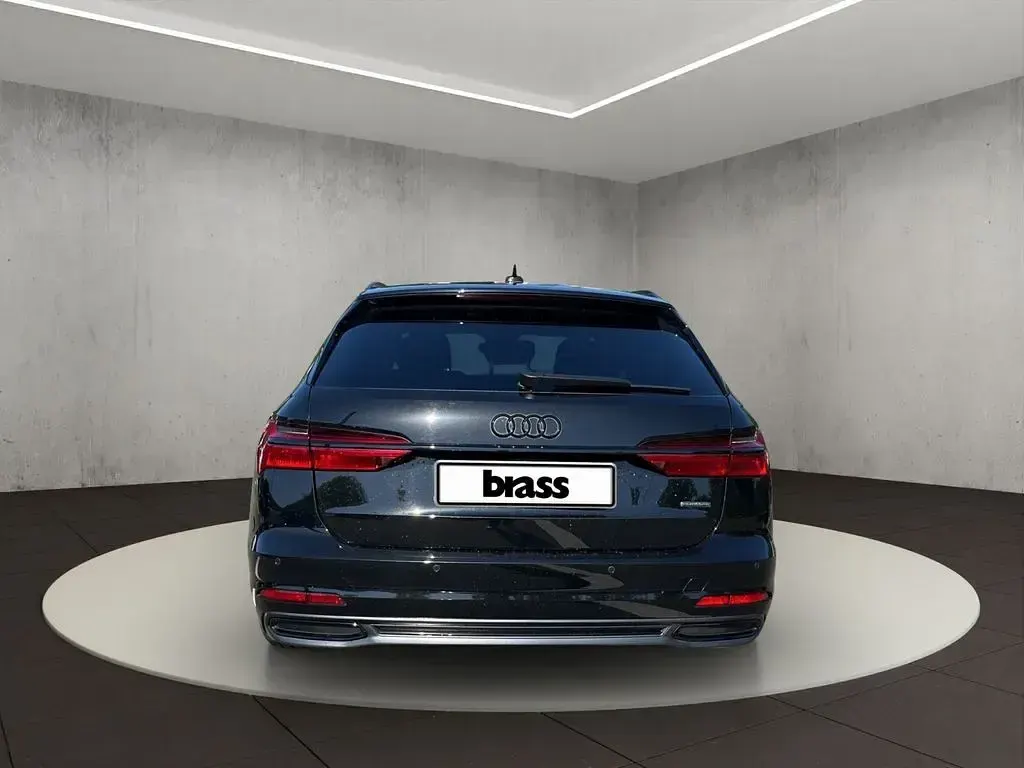 Gebraucht Audi A6 Ambiente 299 PS (219 kW) 2023 Schwarz Kombi