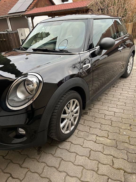 Gebraucht Mini ONE 75 PS (55 kW) 2016 Schwarz Kleinwagen
