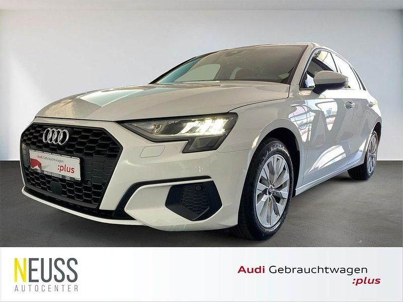 Weiß Gebraucht 2022 Audi A3 Sportback e-tron Business Limousine | 20.850 € (Fairer Preis) - Bild 1/4
