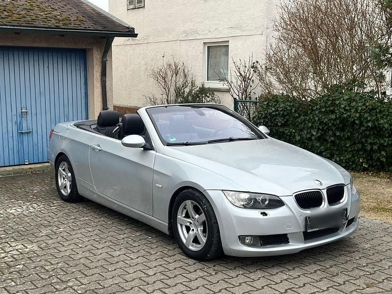 Silber Gebraucht 2007 BMW 320 Cabriolet Cabrio | 3.999 € (Guter Preis) - Bild 1/4