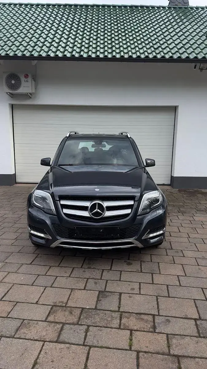 Gebraucht Mercedes GLK220 170 PS (125 kW) 2015 Grau SUV