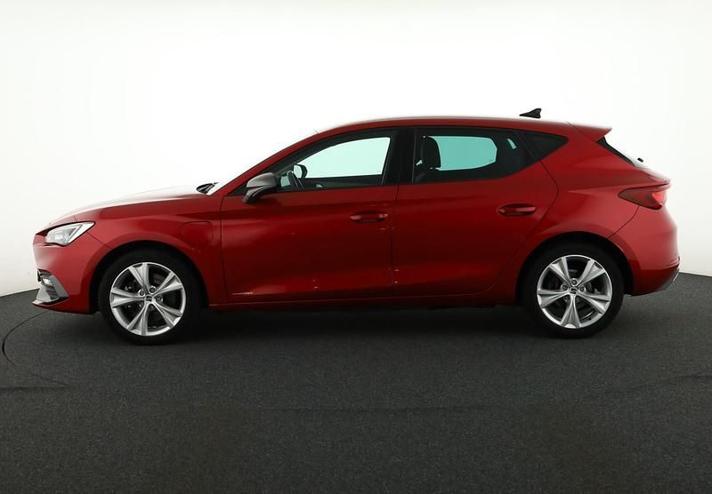 Gebraucht Seat Leon FR 204 PS (150 kW) 2022 Desire red exclusive SUV