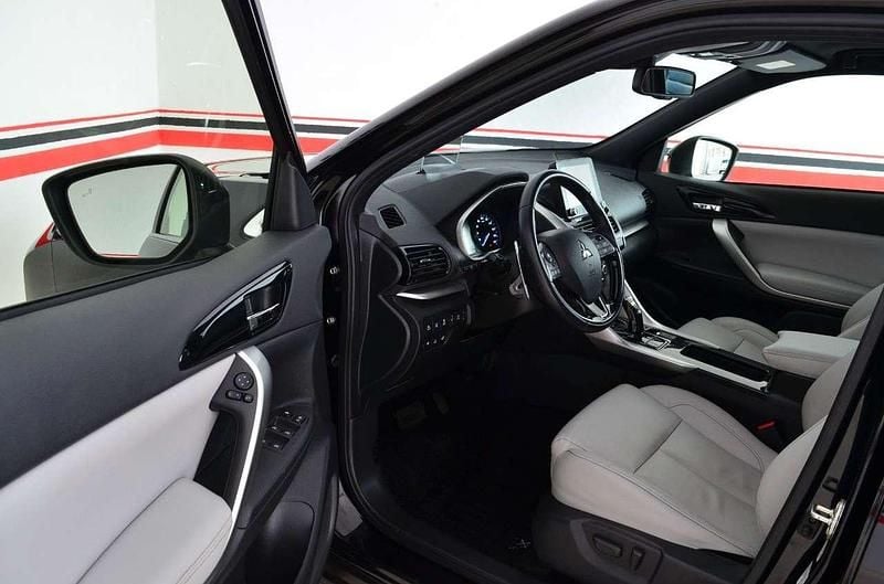 Gebraucht Mitsubishi Eclipse Cross Top 188 PS (138 kW) 2022 Schwarz SUV