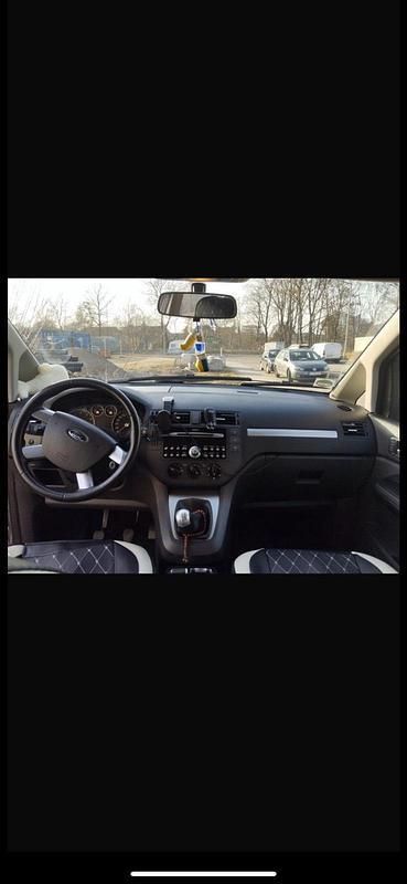 Silber Gebraucht 2005 Ford C-MAX Van / Kleinbus | 1.250 € (Fairer Preis) - Bild 1/4