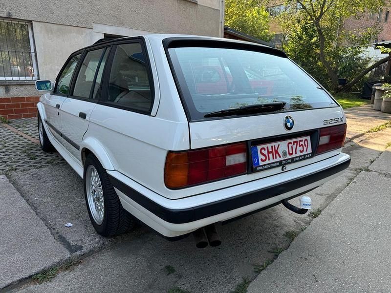 Gebraucht BMW 325 170 PS (125 kW) 1990 Weiß Kombi