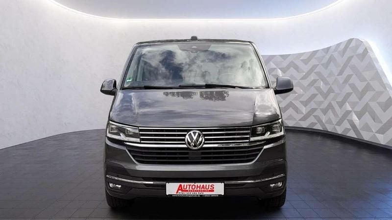 Second-hand VW Multivan 150 CP (110 kW) 2021 Gri Monovolum