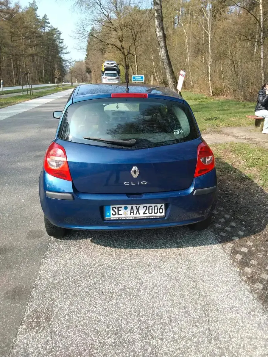 Usata Renault Clio II 2008 Blu Berlina