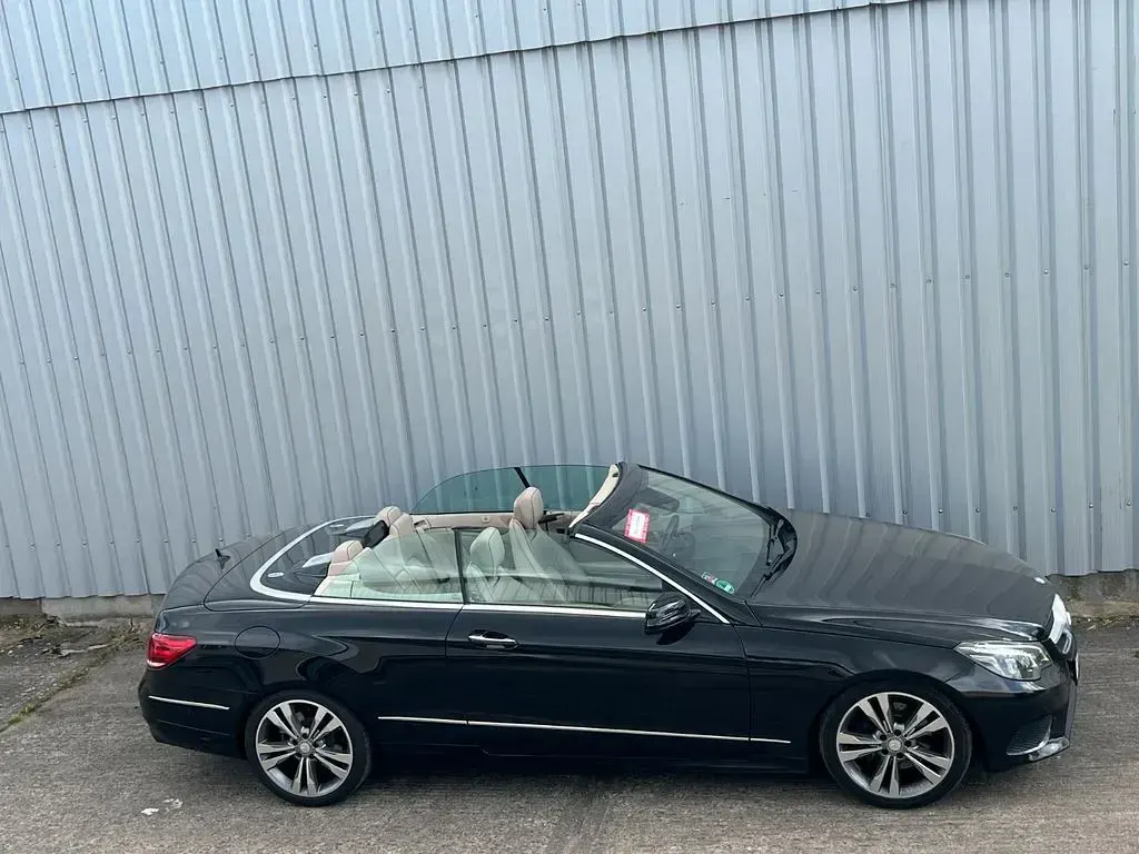 Usata Mercedes E250 204 CV (150 kW) 2014 Nero Cabrio