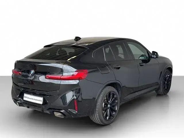 Gebraucht BMW X4 M Sport 190 PS (139 kW) 2022 Schwarz SUV