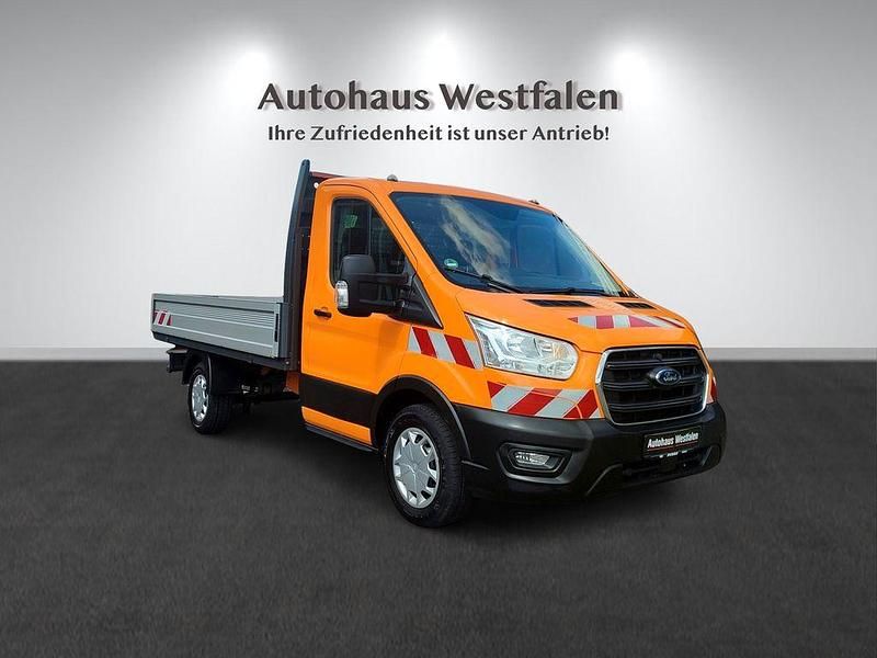 Gebraucht Ford Transit Trend 131 PS (96 kW) 2021 Orange Van / Kleinbus