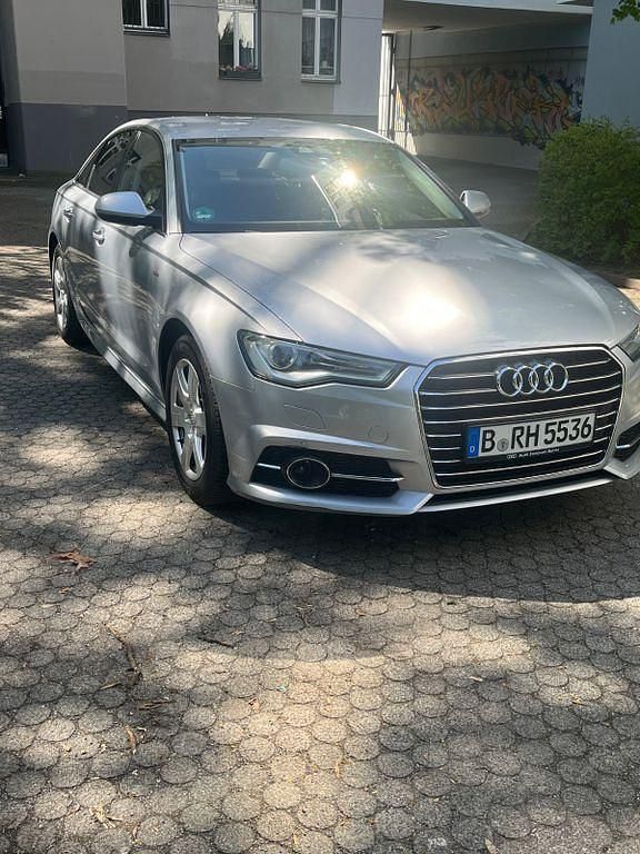 Second-hand Audi A6 218 CP (160 kW) 2016 Gri Berlinǎ