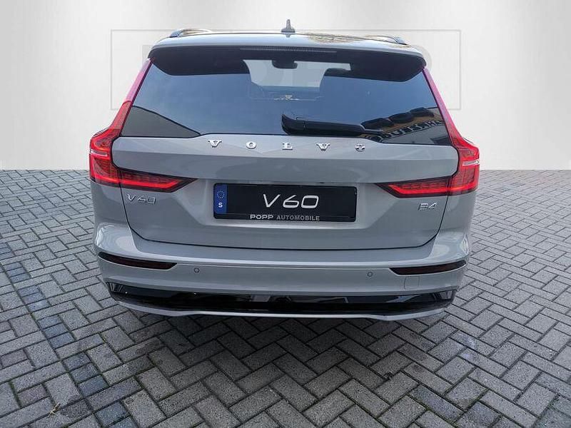 Gebraucht Volvo V60 Plus 197 PS (144 kW) 2025 Silber Kombi