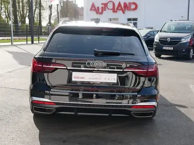 Gebraucht Audi A4 S-Line 150 PS (110 kW) 2019 Schwarz Kombi
