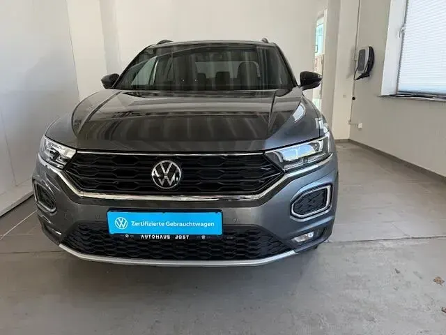 Gebraucht VW T-Roc Sportline 150 PS (110 kW) 2022 Grau SUV