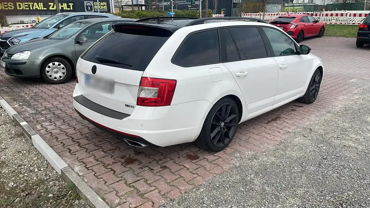 Gebraucht Skoda Octavia vRS 220 PS (161 kW) 2013 Weiß Kombi