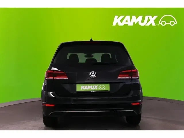 Gebraucht VW Golf Sportsvan IQ Drive 131 PS (96 kW) 2019 Schwarz Van / Kleinbus