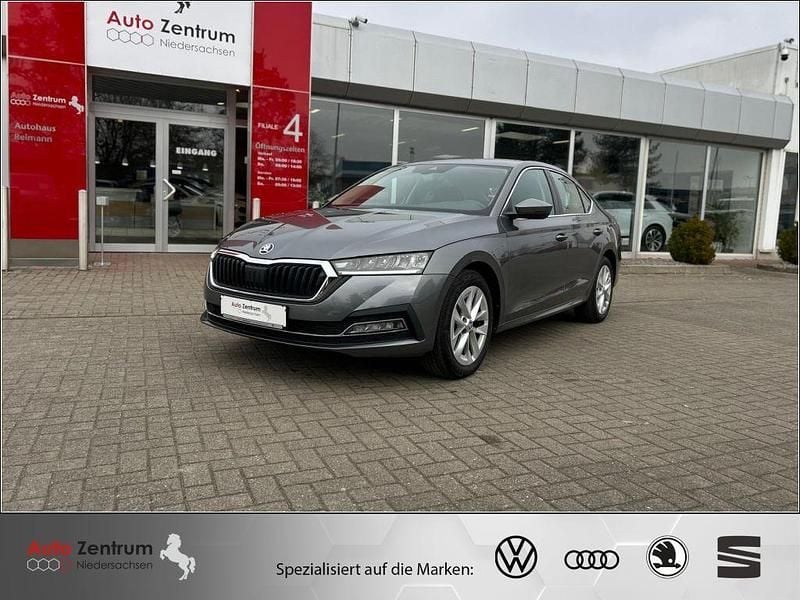 Gebraucht Skoda Octavia Style 110 PS (80 kW) 2023 Graphite grey metallic Limousine