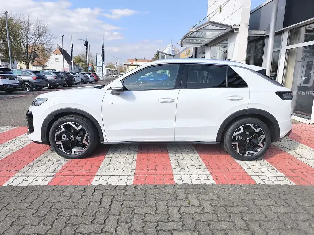 Gebraucht VW T-Roc R-line 150 PS (110 kW) 2026 Weiß SUV