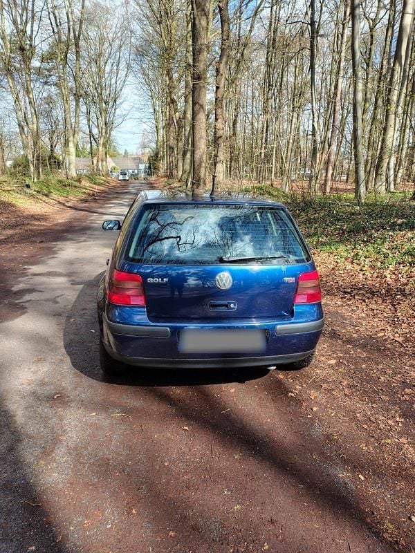 Gebraucht VW Golf IV 101 PS (74 kW) 2002 Blau Limousine