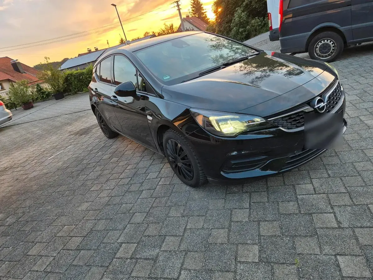 Gebraucht Opel Astra Edition 145 PS (106 kW) 2020 Schwarz Limousine