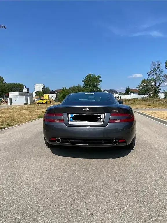 Gebraucht Aston Martin DB9 455 PS (334 kW) 2009 Grau Coupé