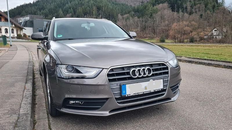 Gebraucht Audi A4 Ambition 170 PS (125 kW) 2013 Grau Kombi