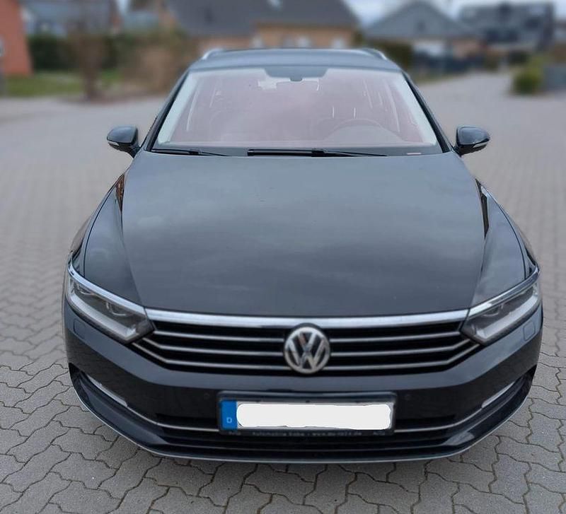Gebraucht VW Passat Highline 190 PS (139 kW) 2015 Schwarz Kombi