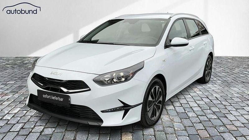 Weiß Neu 2025 Kia Ceed Sportswagon Kombi | 21.970 € - Bild 1/4