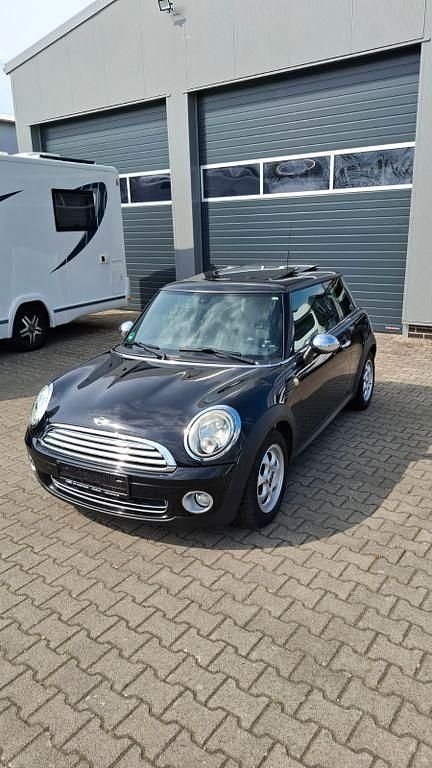 Gebraucht Mini ONE 95 PS (69 kW) 2009 Schwarz Kleinwagen