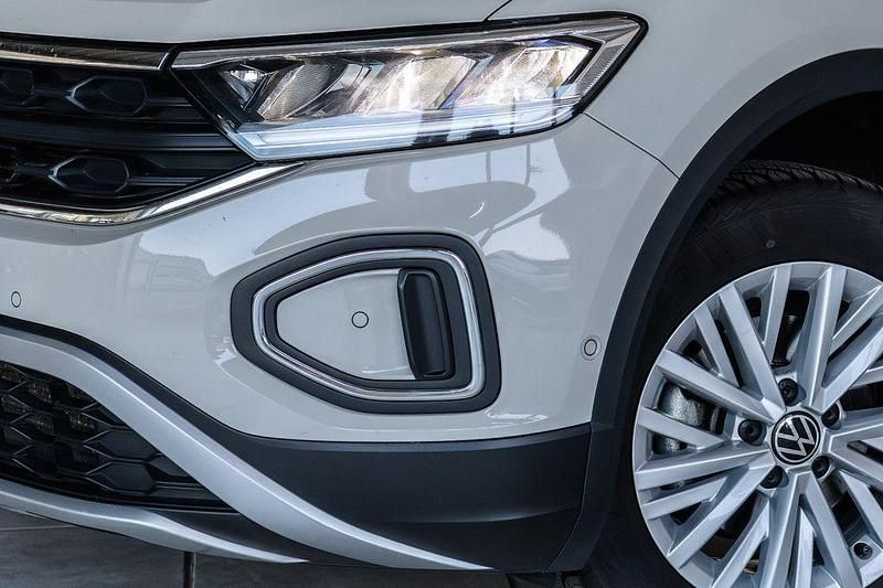 Gebraucht VW T-Roc Life 150 PS (110 kW) 2023 Grau SUV