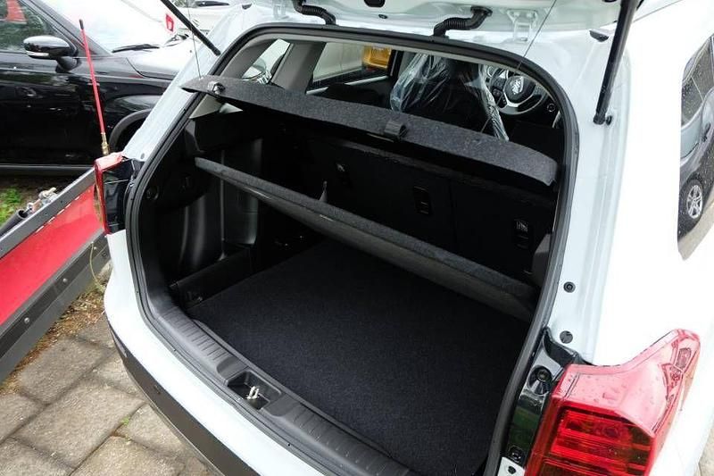 Gebraucht Suzuki Vitara Comfort 129 PS (94 kW) 2025 Weiß SUV