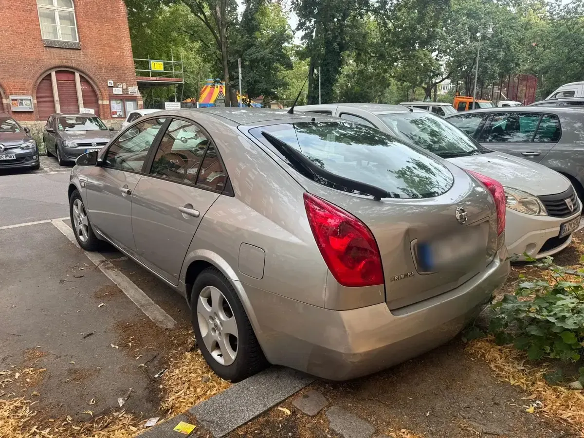 Gebraucht Nissan Primera 118 PS (86 kW) 2003 Silber Limousine